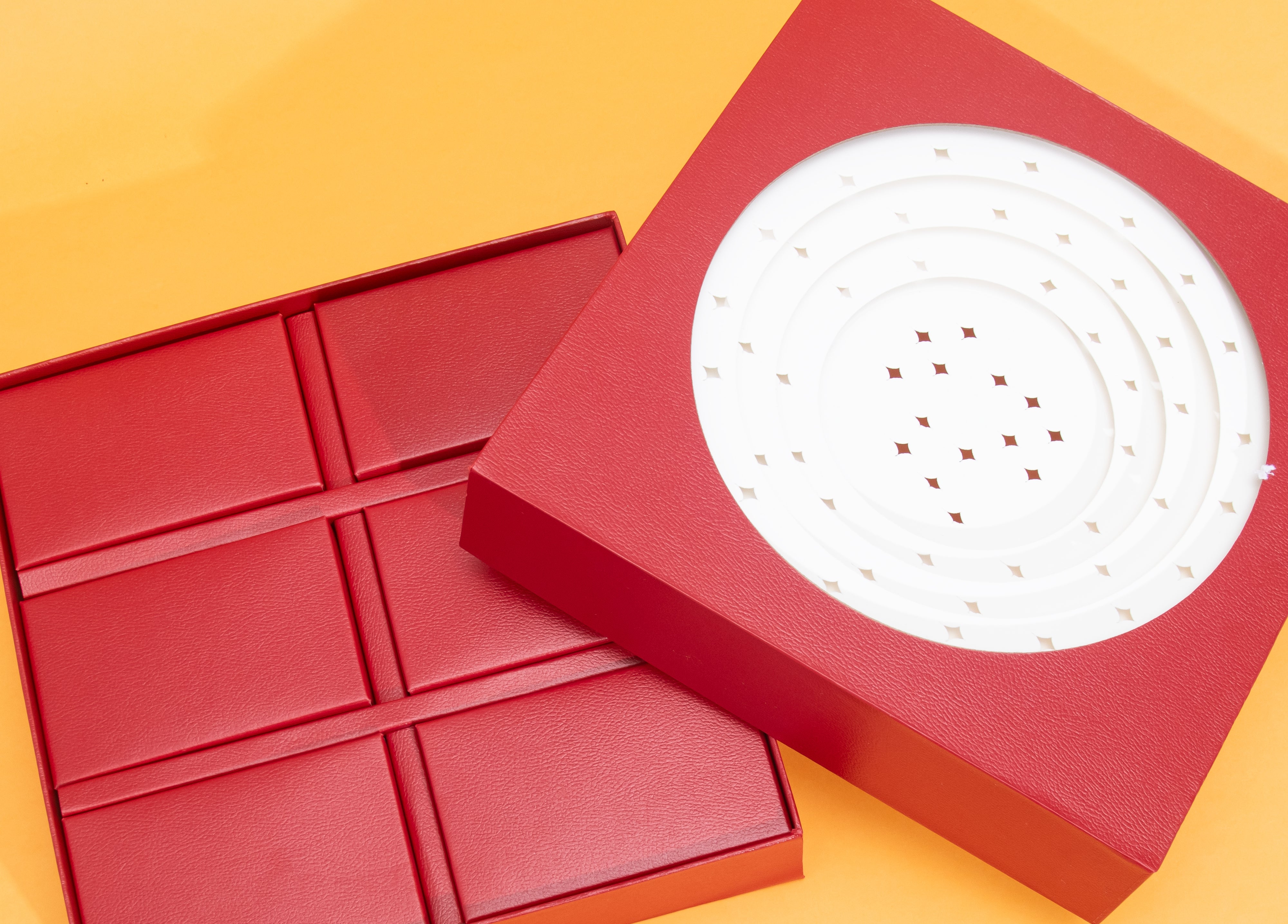 Custom packaging solutions ⑧